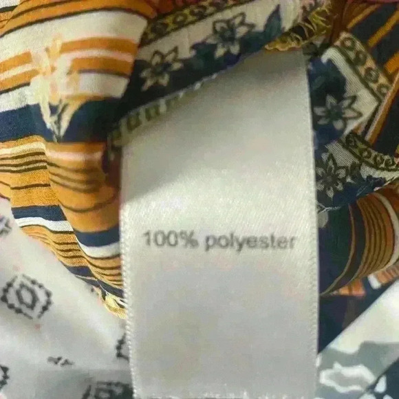 Maurice’s women’s yellow navy & floral pattern top lightweight cap sleeve size S - Picture 7 of 13